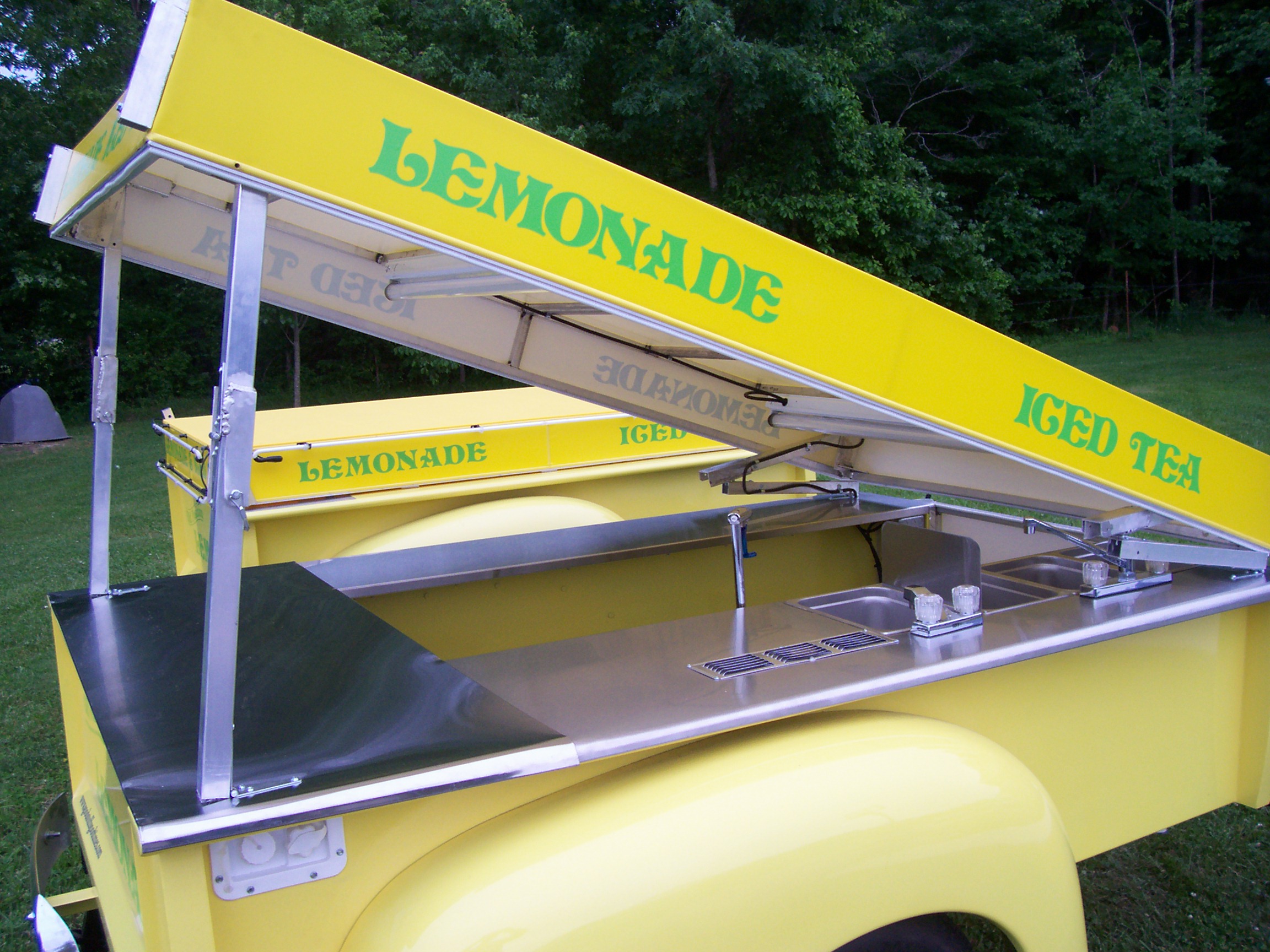 custom designed carts,stands and concession trailer